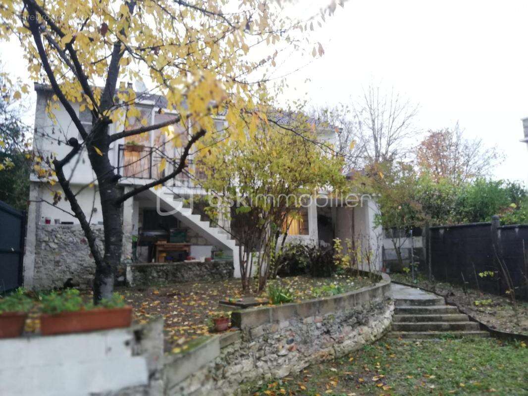 Maison à YERRES