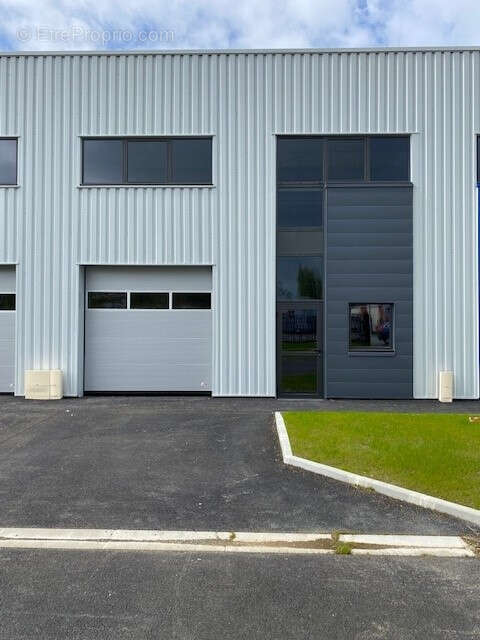 Commerce à LA CHAPELLE-SUR-ERDRE