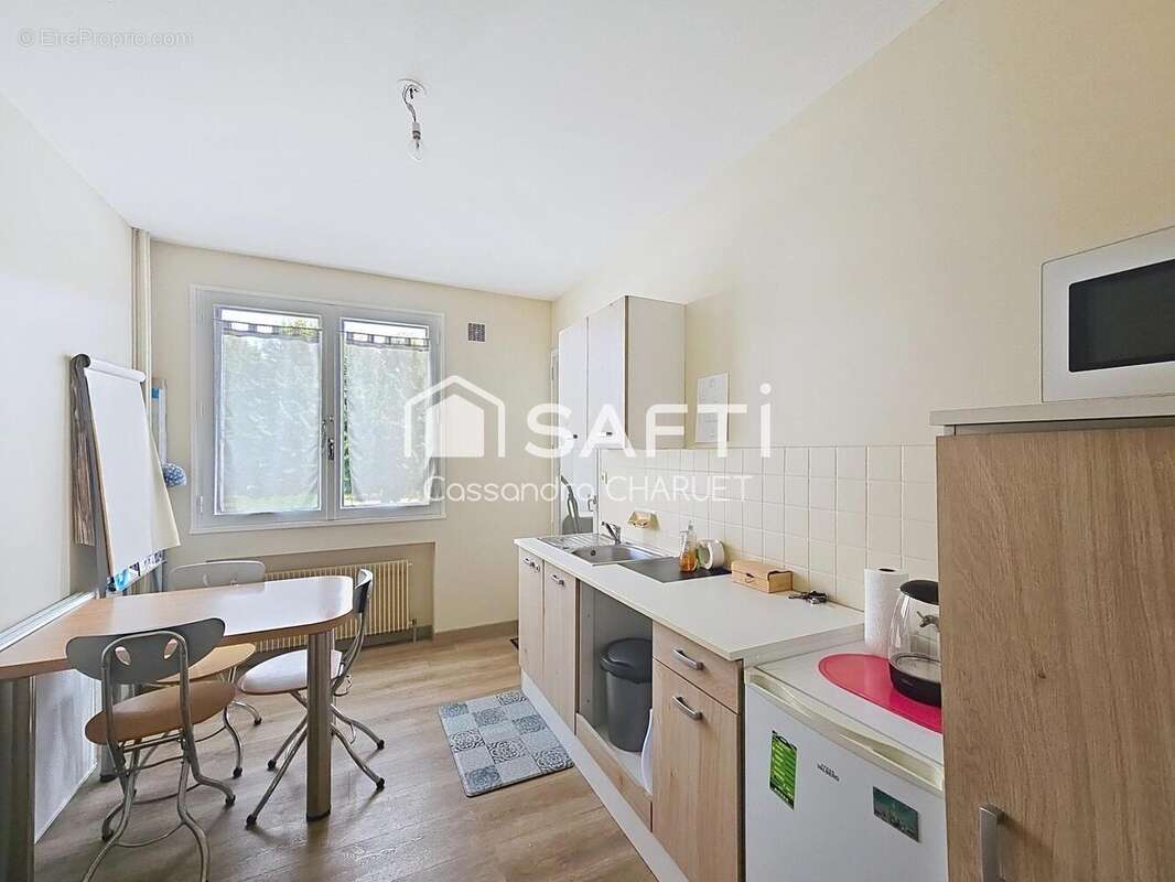 Photo 2 - Appartement à SAINT-PRIEST