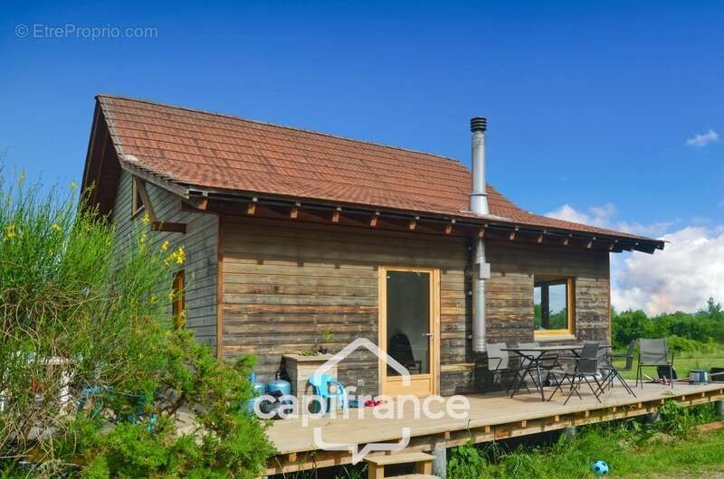 Maison à LONS-LE-SAUNIER