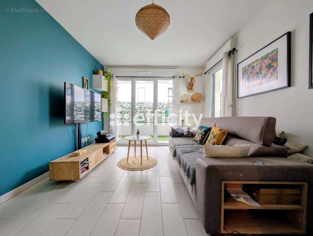 Appartement à ENGHIEN-LES-BAINS