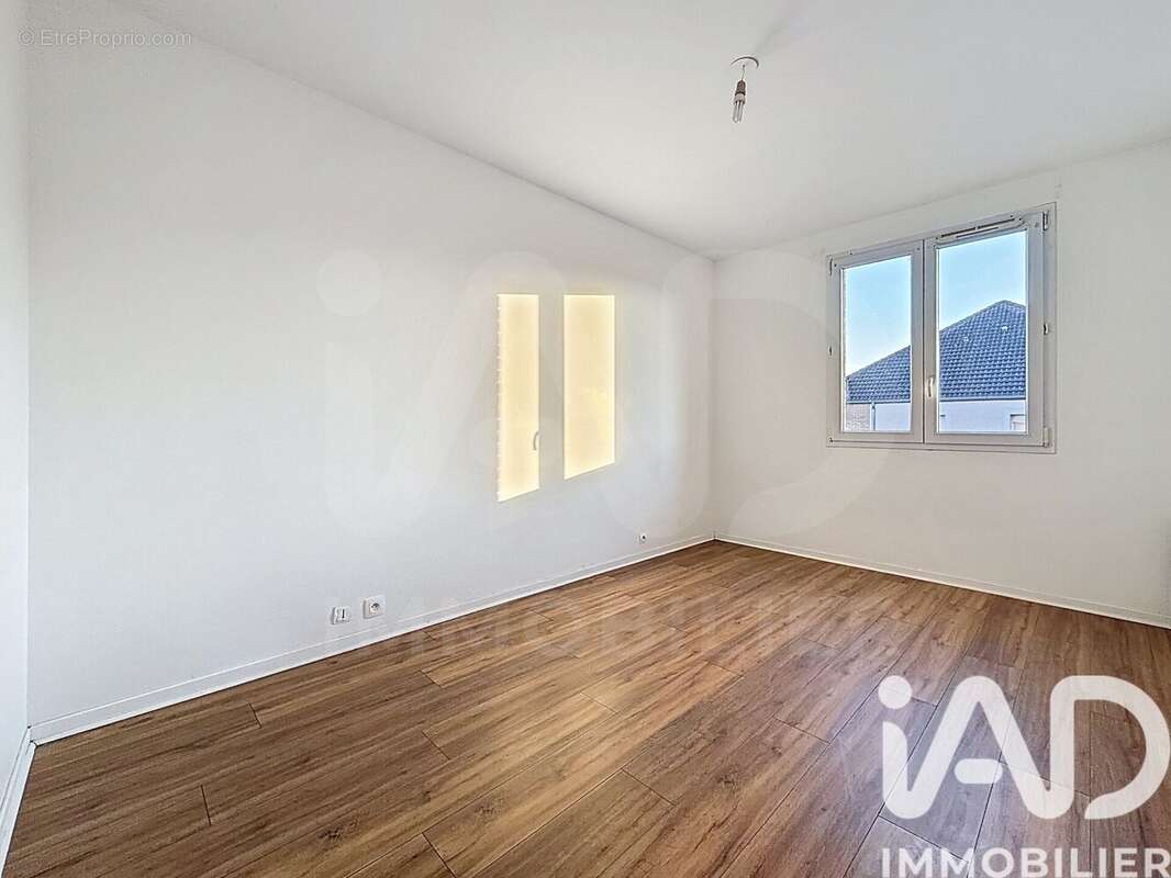 Photo 7 - Appartement à PONTAULT-COMBAULT