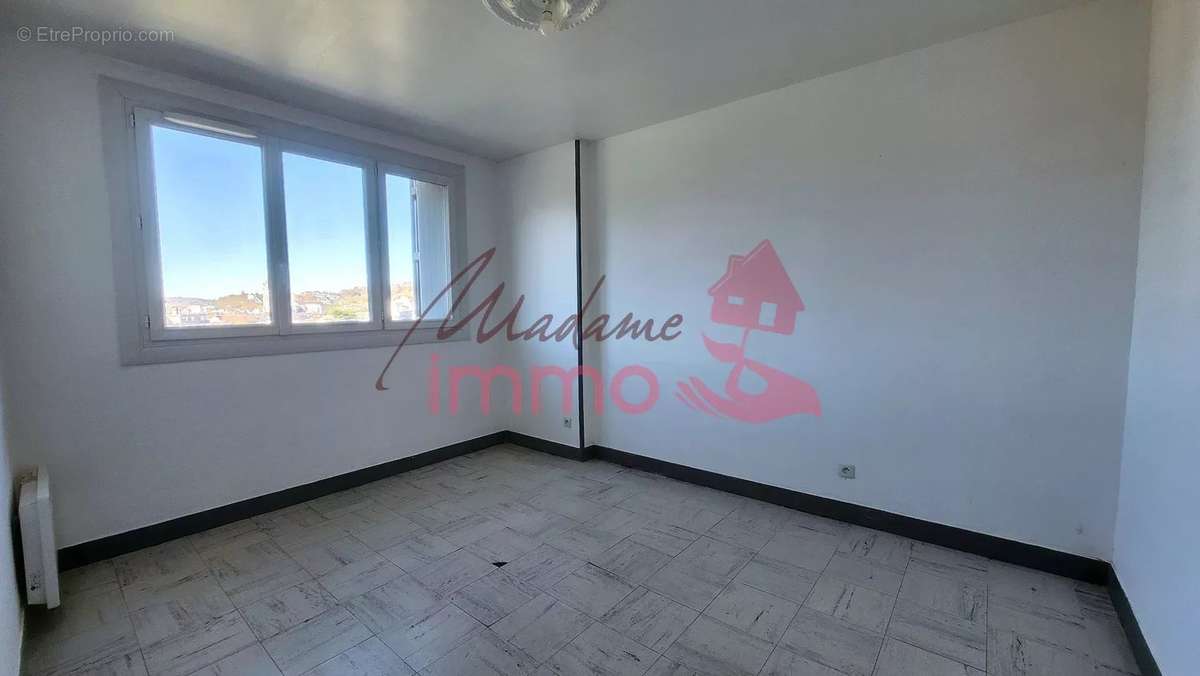 Appartement à LOURDES