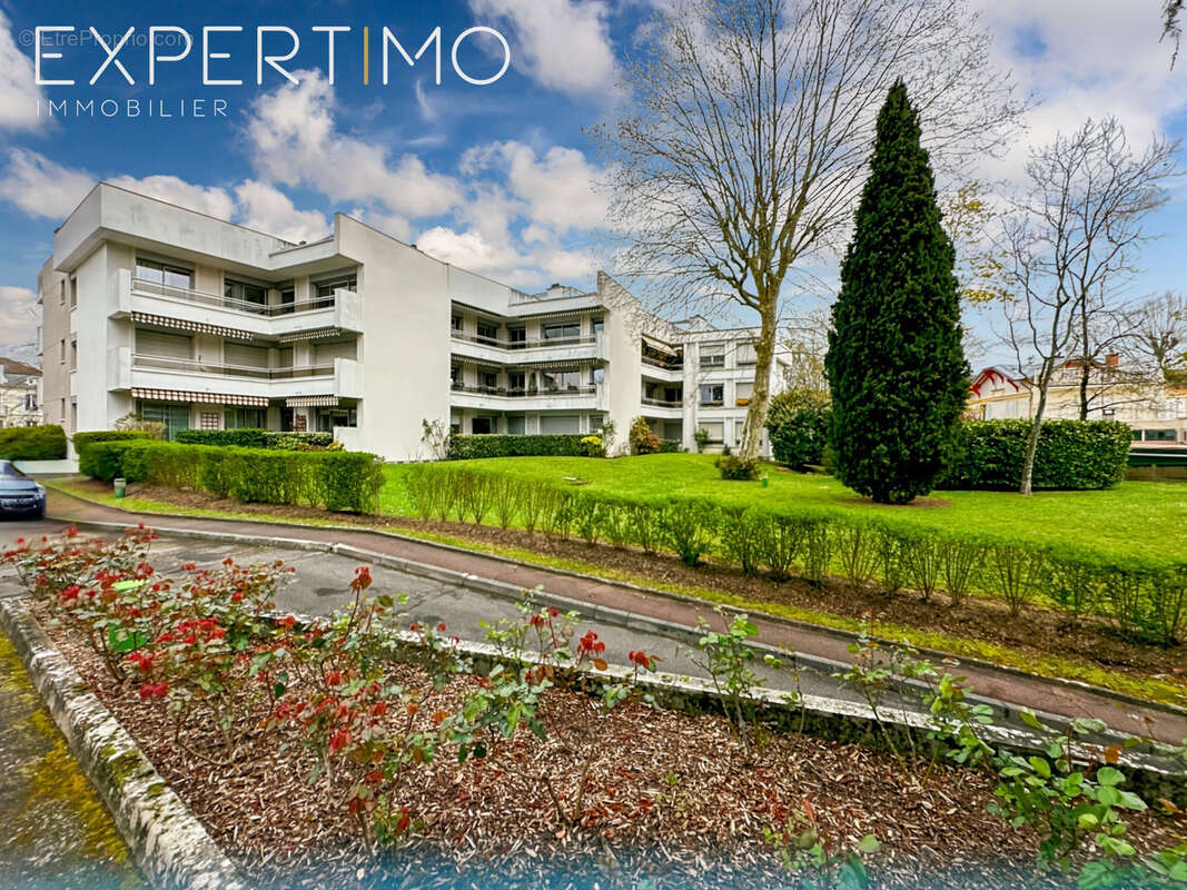 Appartement à SAINT-GRATIEN