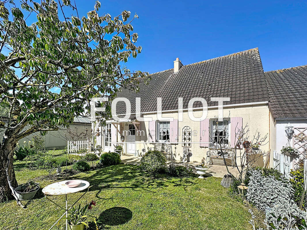 Maison à LION-SUR-MER