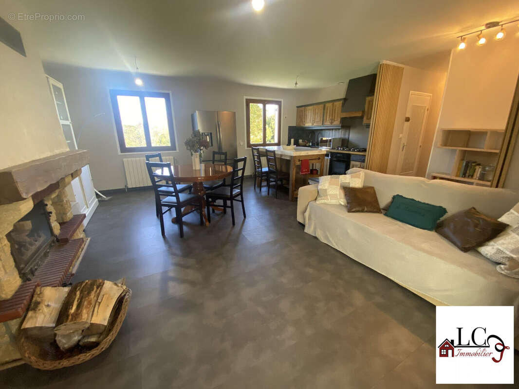 Maison à JOUET-SUR-L&#039;AUBOIS