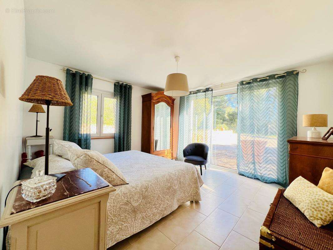 Maison à LA CADIERE-D&#039;AZUR