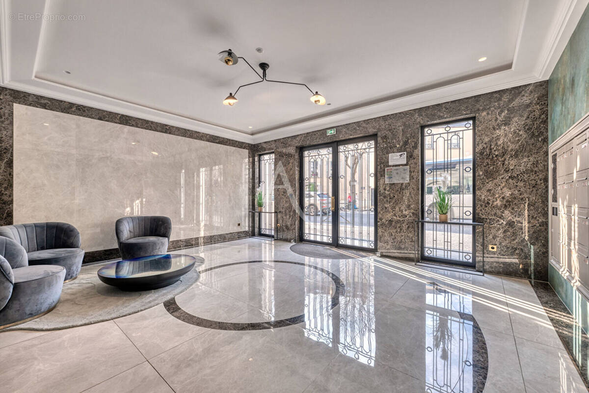 Appartement à LE PERREUX-SUR-MARNE