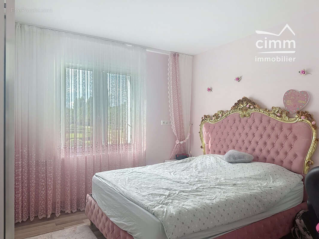 Maison à VILLEMANDEUR