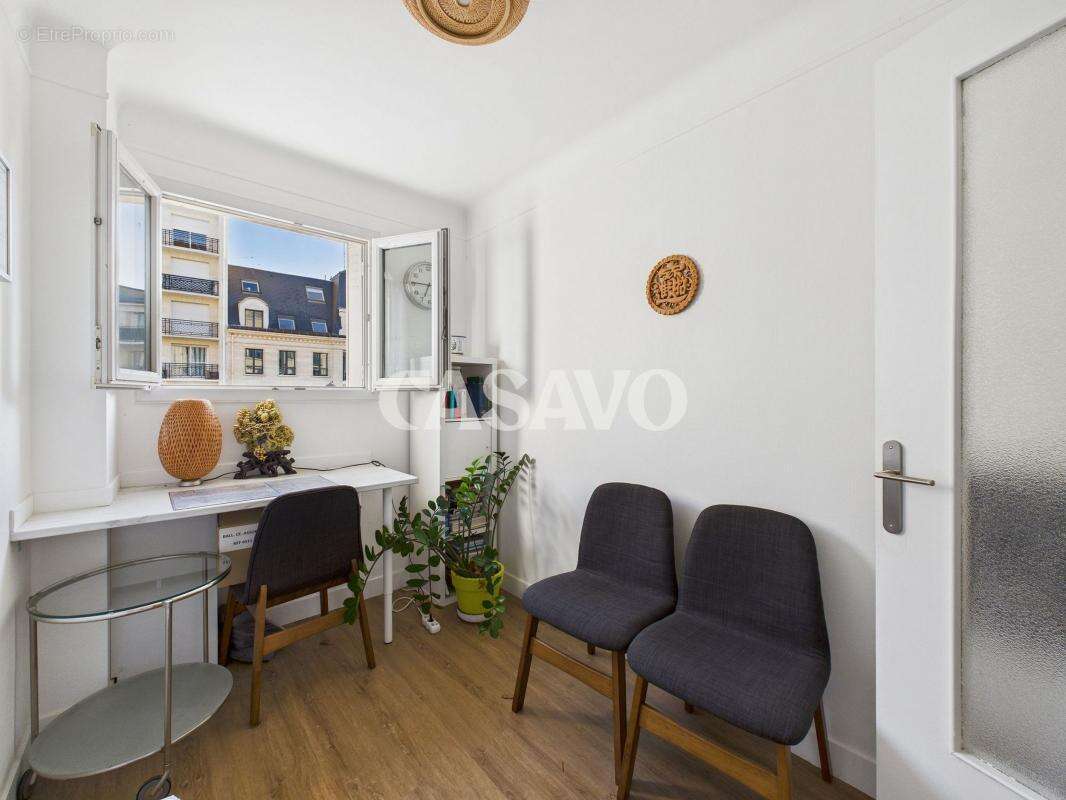 Appartement à CHARENTON-LE-PONT