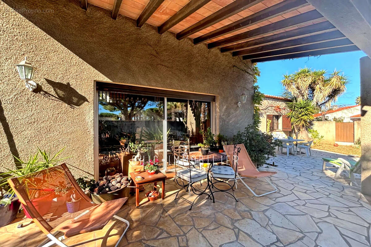 Maison à SAINT-CYPRIEN