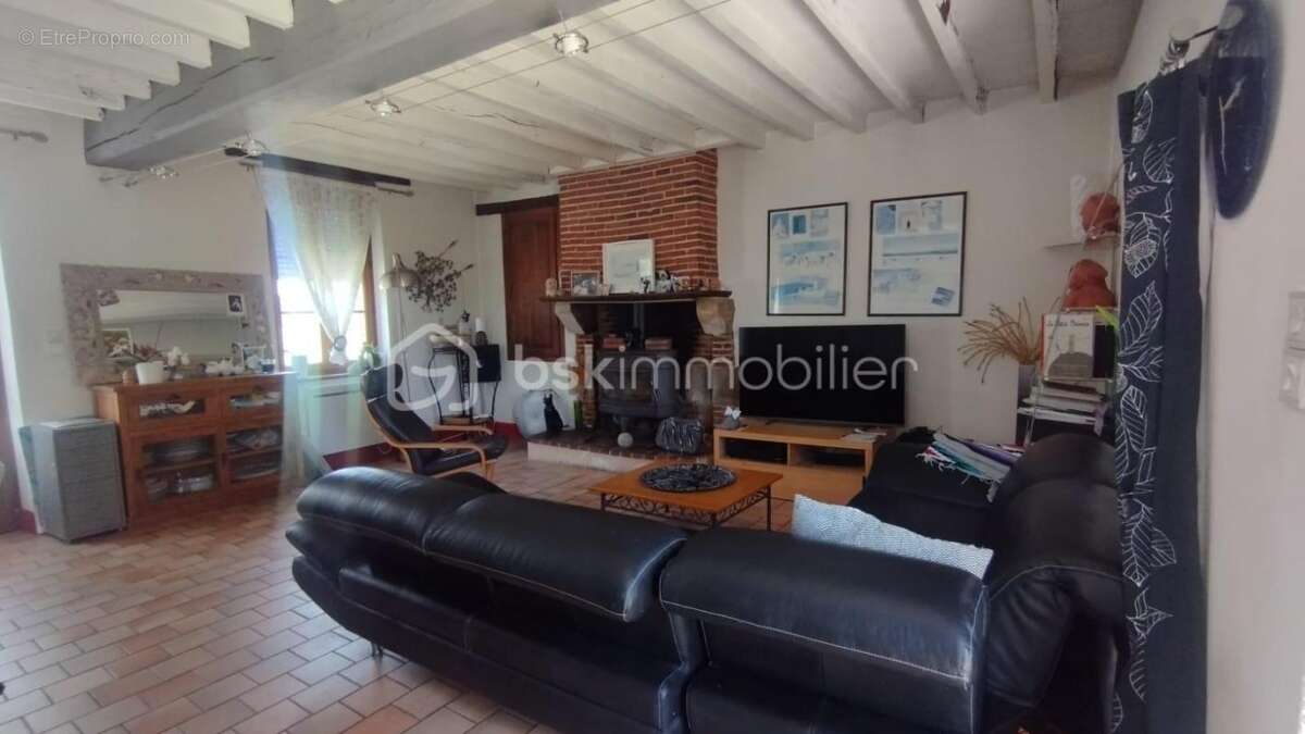 Maison à GERMIGNY-DES-PRES