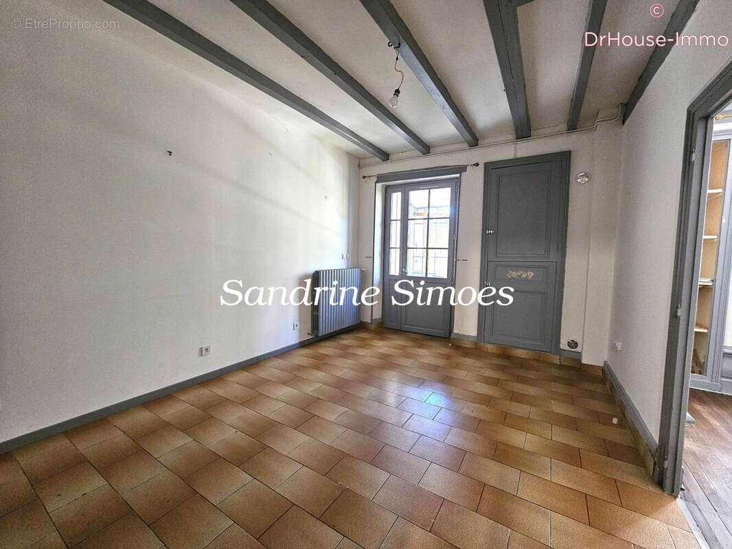 Maison à MONTMORILLON