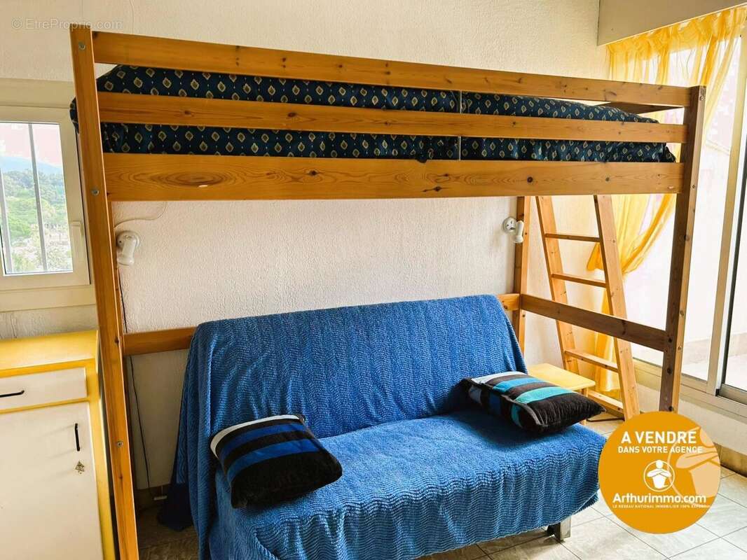 Appartement à BORMES-LES-MIMOSAS