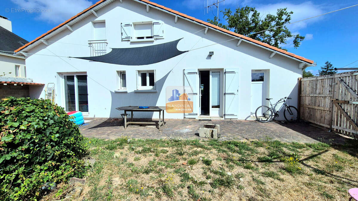 Maison à BOUGUENAIS