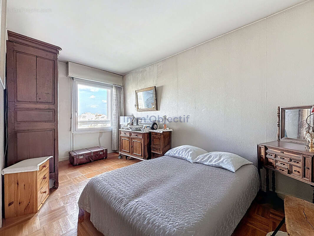 Appartement à PARIS-12E