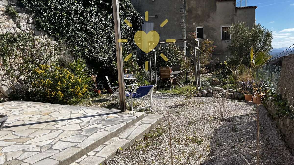 Appartement à CLAVIERS