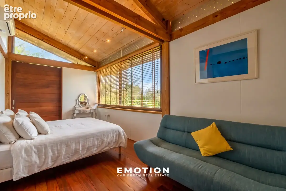 Villa T6 R+1 288 m2 - Vue mer panoramique - DESHAIES - photo 14