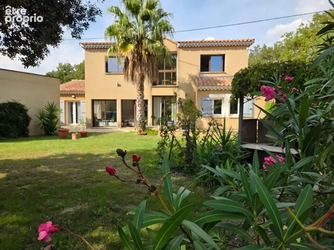 Photo Maison à Rochefort-Du-Gard au prix de 545 000€