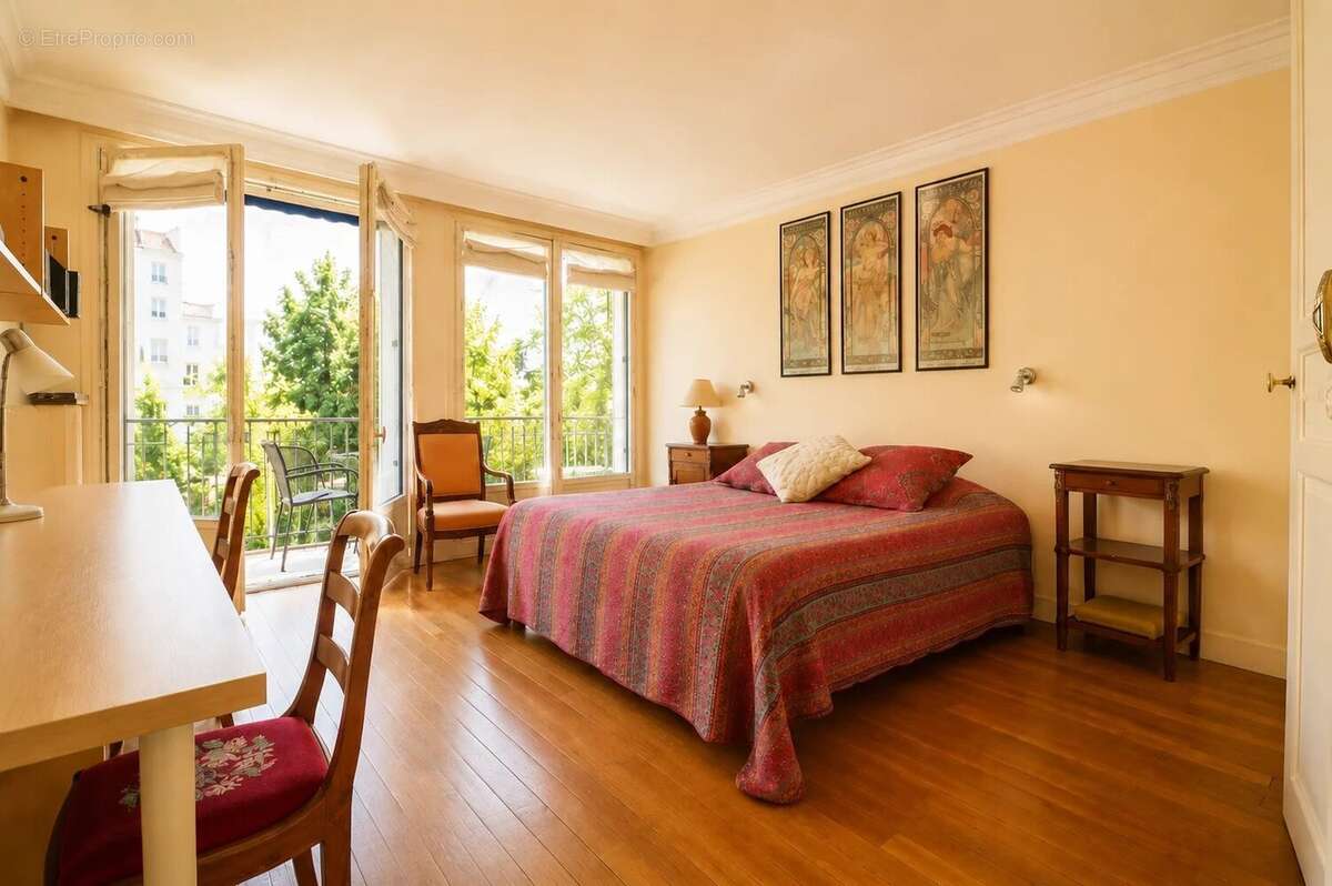 Appartement à VERSAILLES