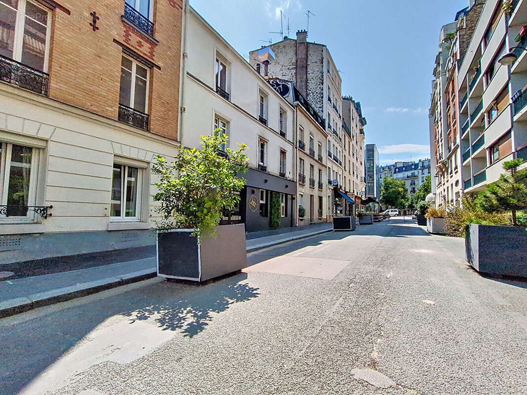 Appartement à PARIS-20E