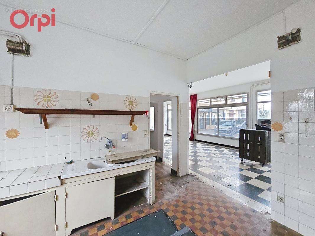 Commerce à LA SEYNE-SUR-MER