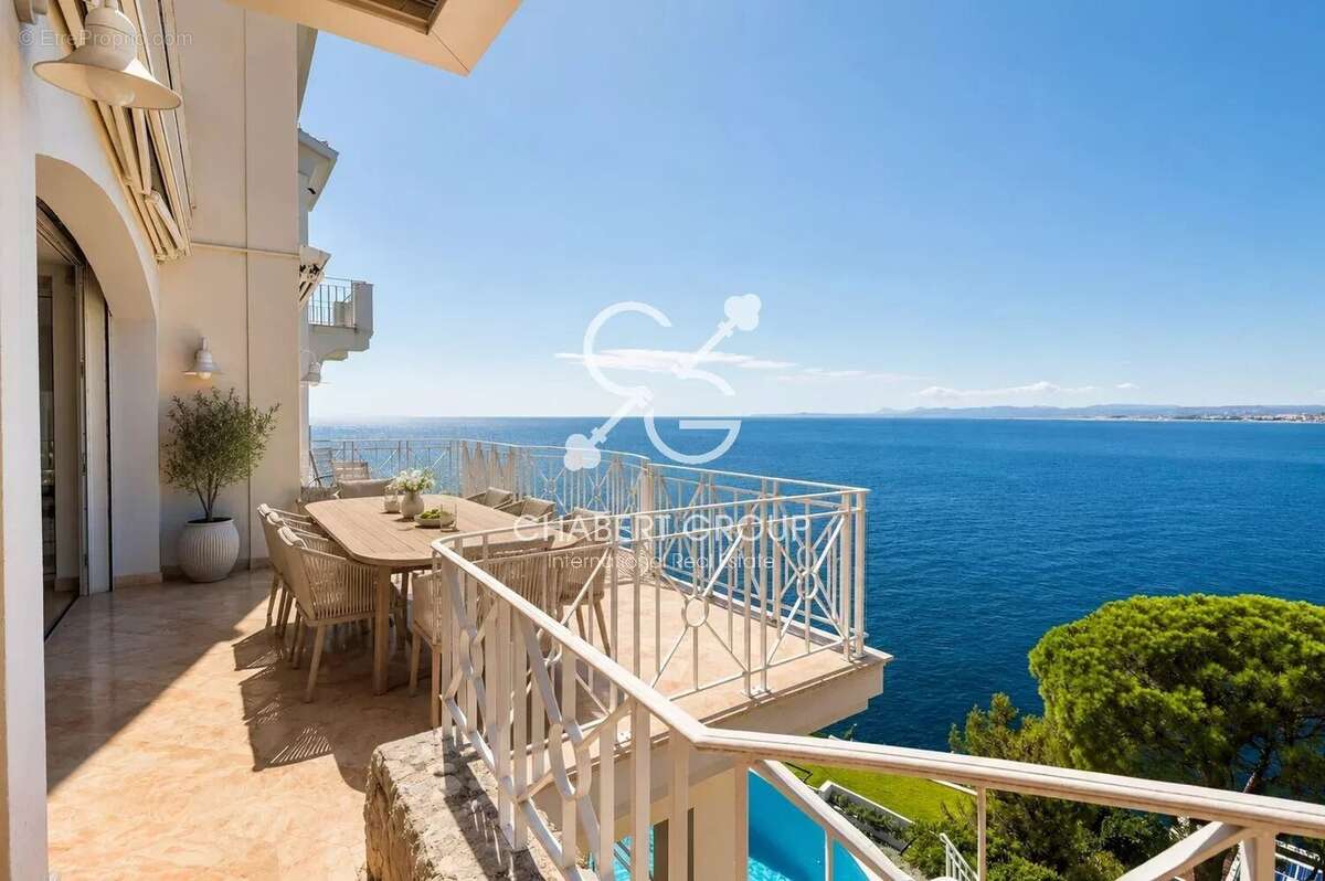 Nice - cap de nice - villa - 8 pièces - 300 m² - vue mer panoramique - jardin, terrasses & balcon - piscine & jacuzzi - appartem - photo 10