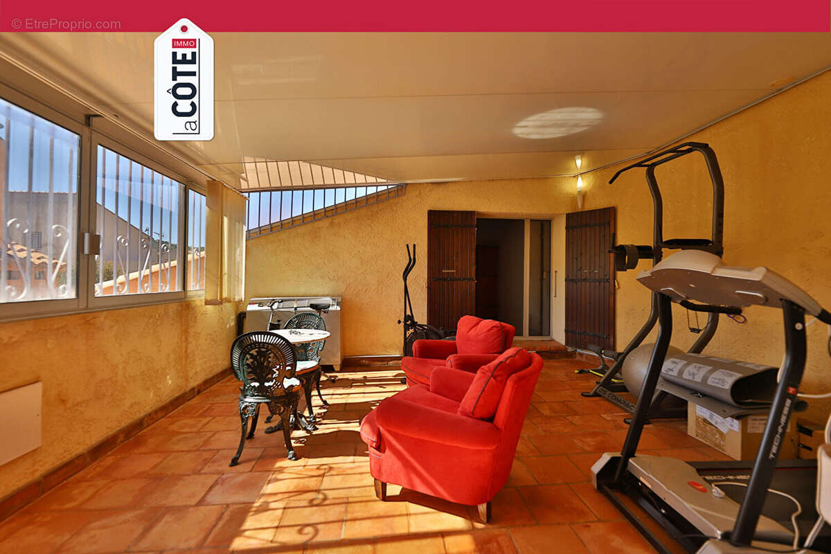 Maison à CHATEAUNEUF-LES-MARTIGUES