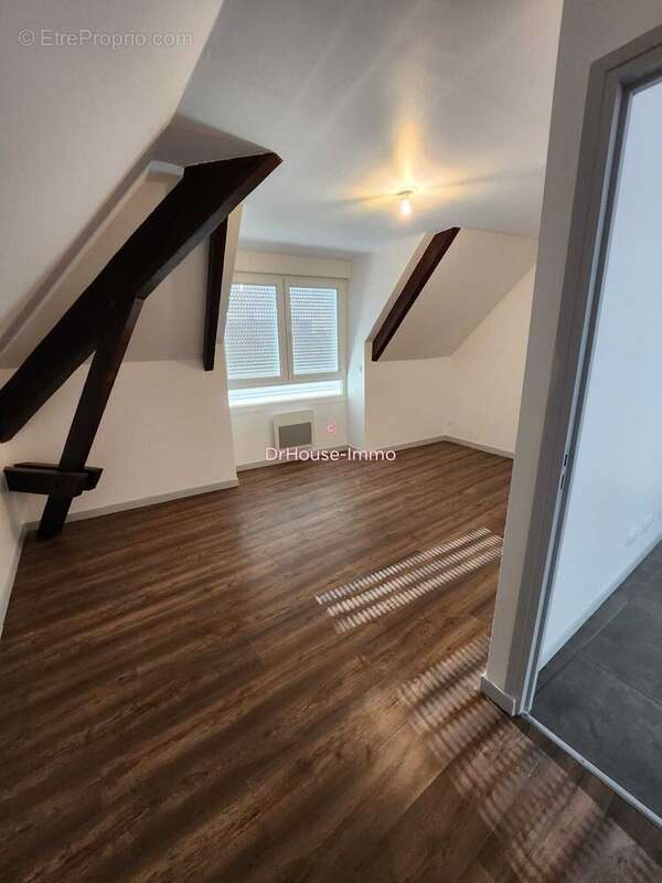 Appartement 205 m² à Montereau-Fault-Yonne  - photo 4