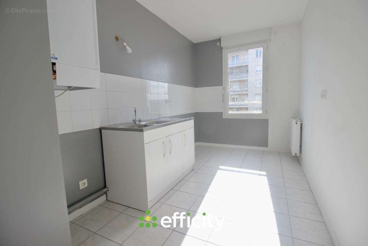 Appartement à VILLEURBANNE