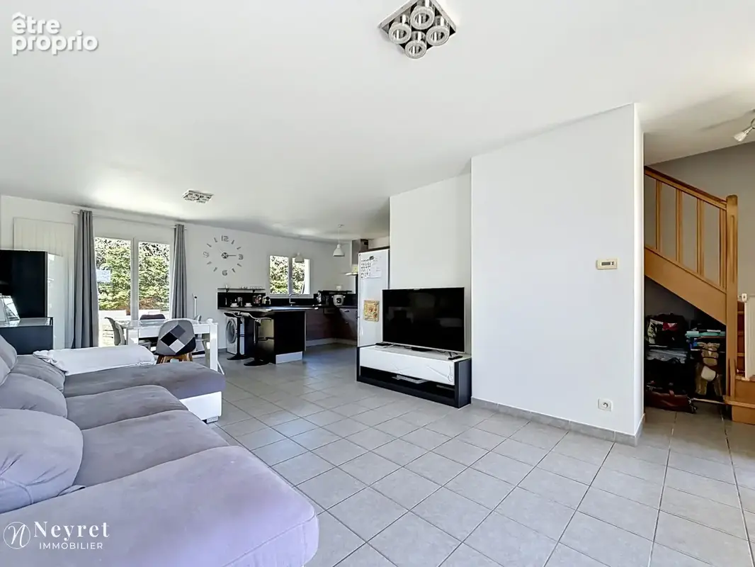 Maison de 99m2 avec 474m2 de jardin Vaugneray (69670) - photo 6