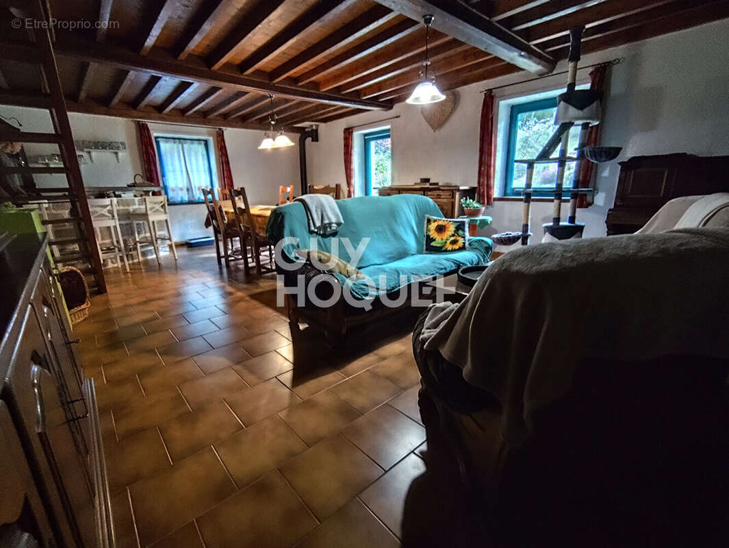 Maison à SAINT-LAURENT-ROCHEFORT