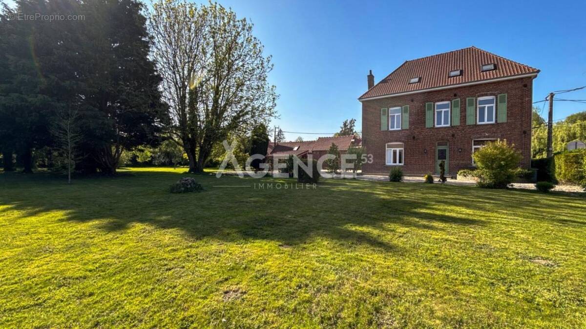 Maison à THEROUANNE