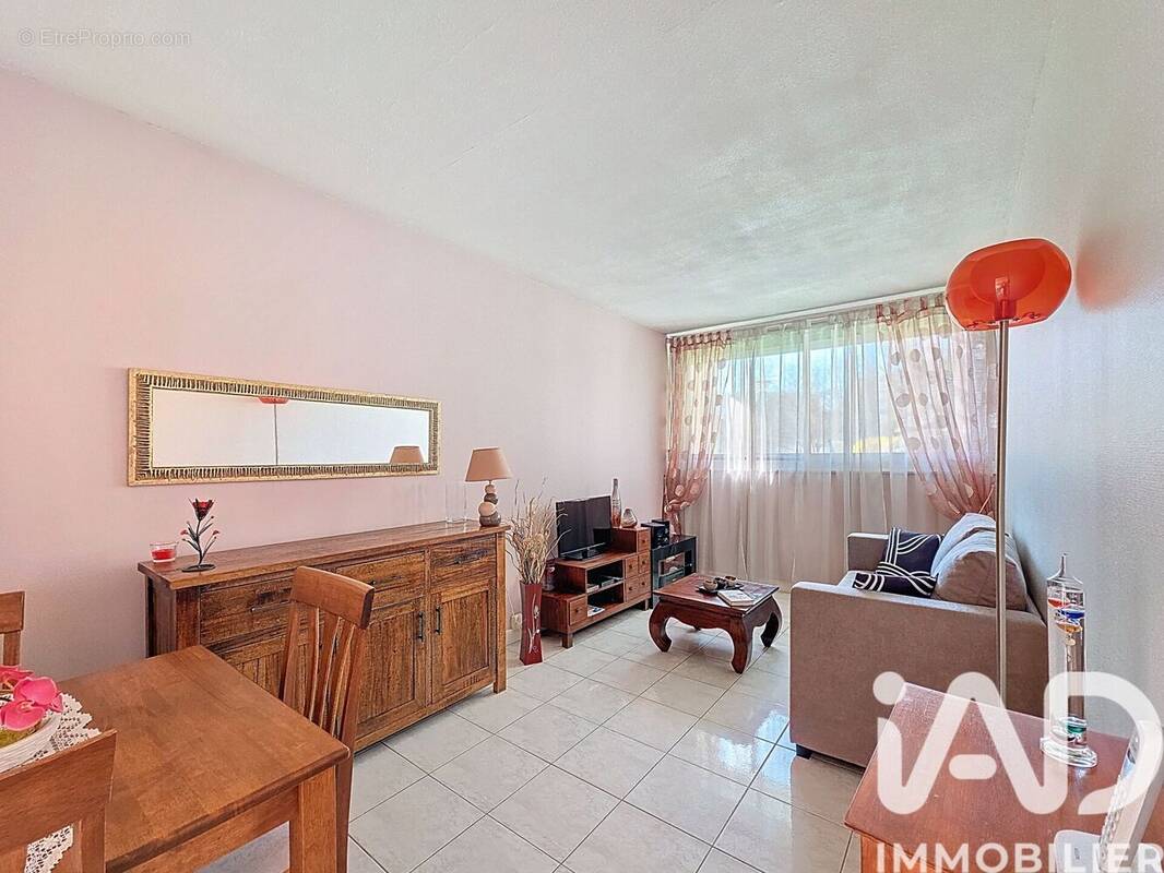 Photo 1 - Appartement à SAVIGNY-SUR-ORGE