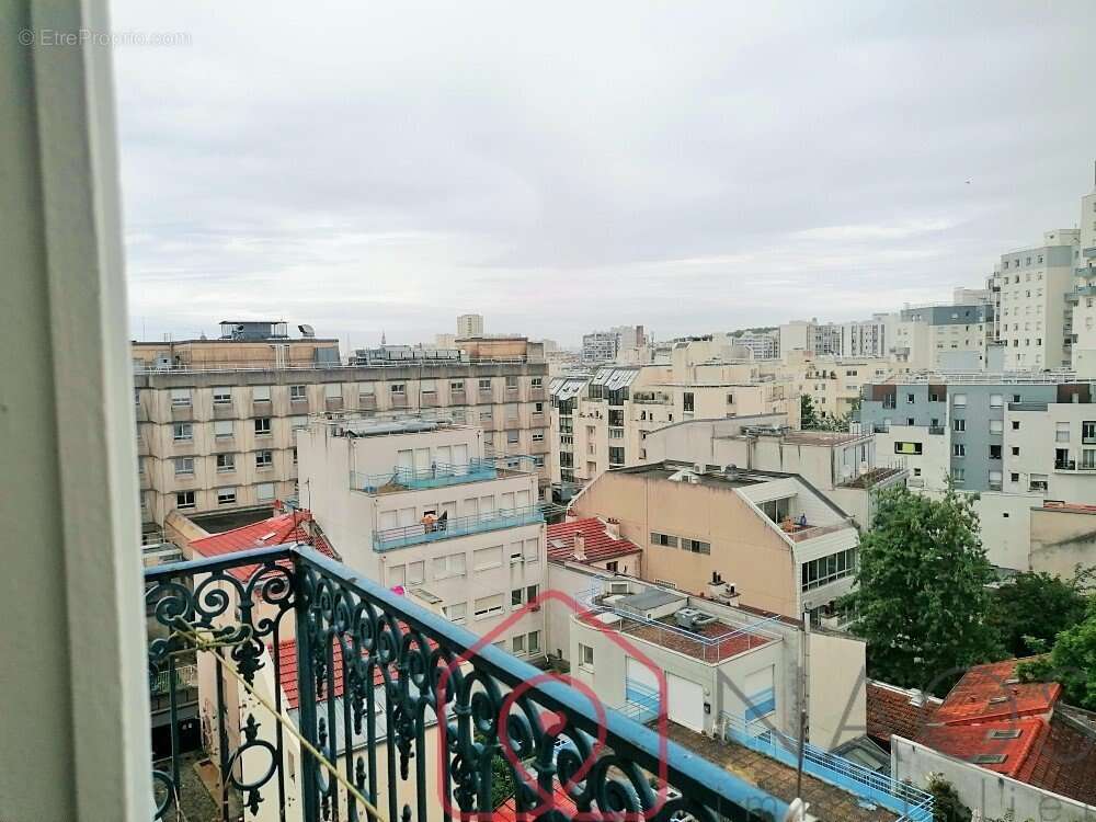 Appartement à PARIS-20E