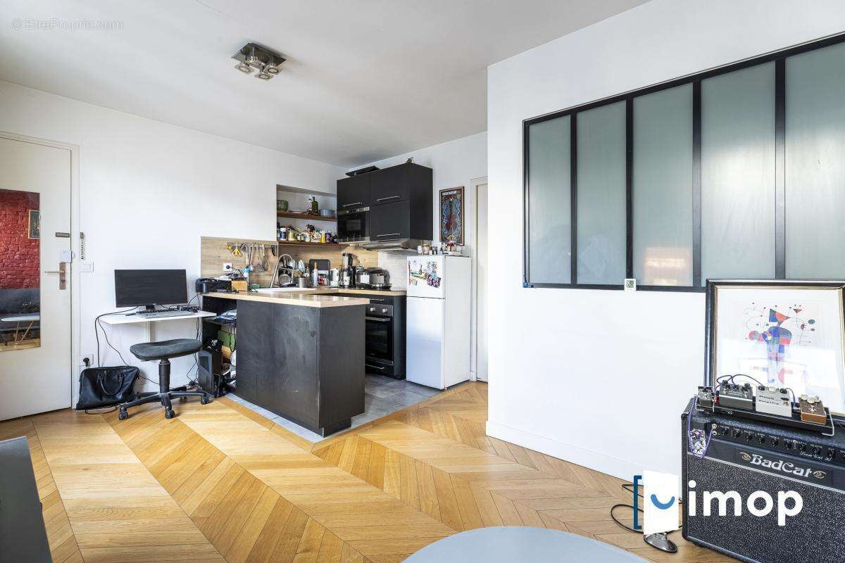 Appartement à PARIS-2E