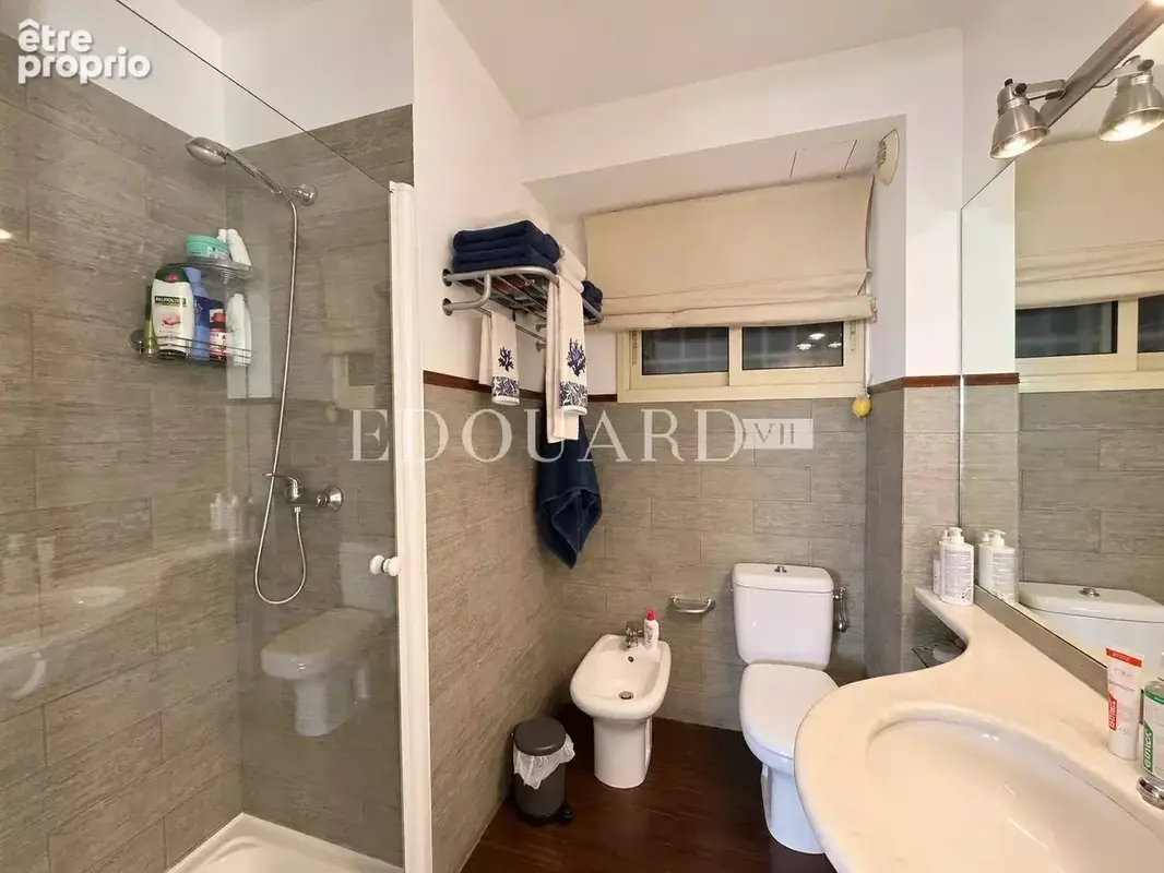 En exclusivité trois pièces dans résidence de standing avec piscine, au cœur du renommé quartier de Garavan - photo 25