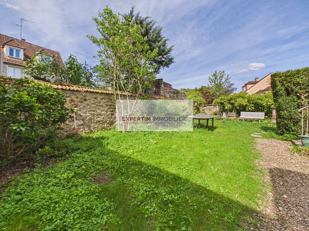 Maison à JOUY-EN-JOSAS