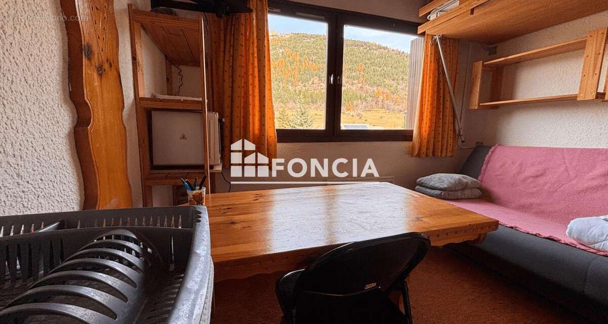 Appartement à LA SALLE-LES-ALPES