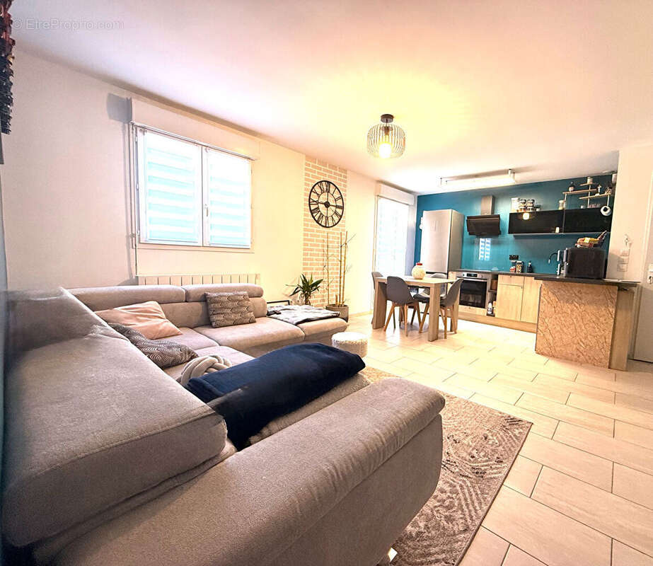 Charmant appartement 2 pièces à vendre à Brie Comte Robert - Secteur Pasteur - photo 3