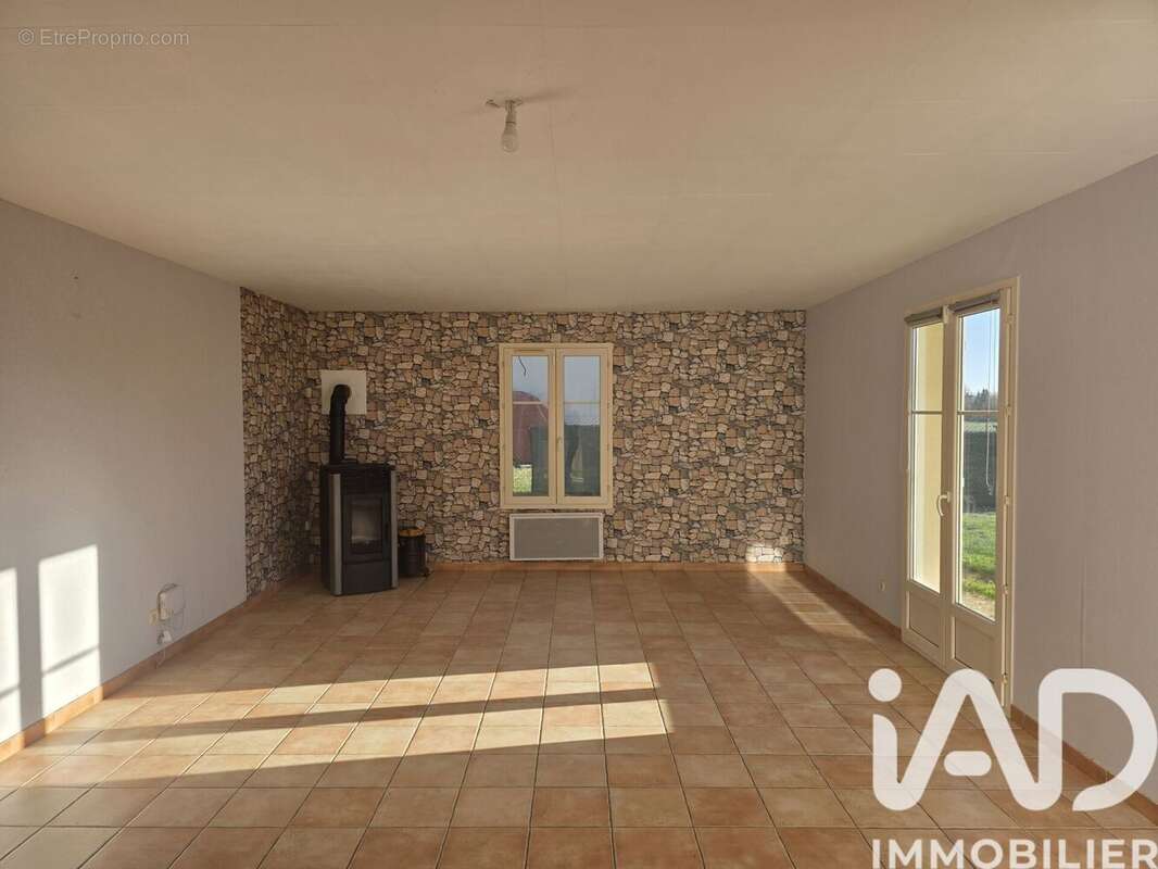 Photo 3 - Maison à PINEY