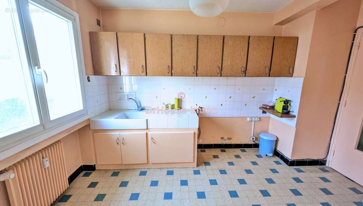 Appartement à SAINT-ETIENNE