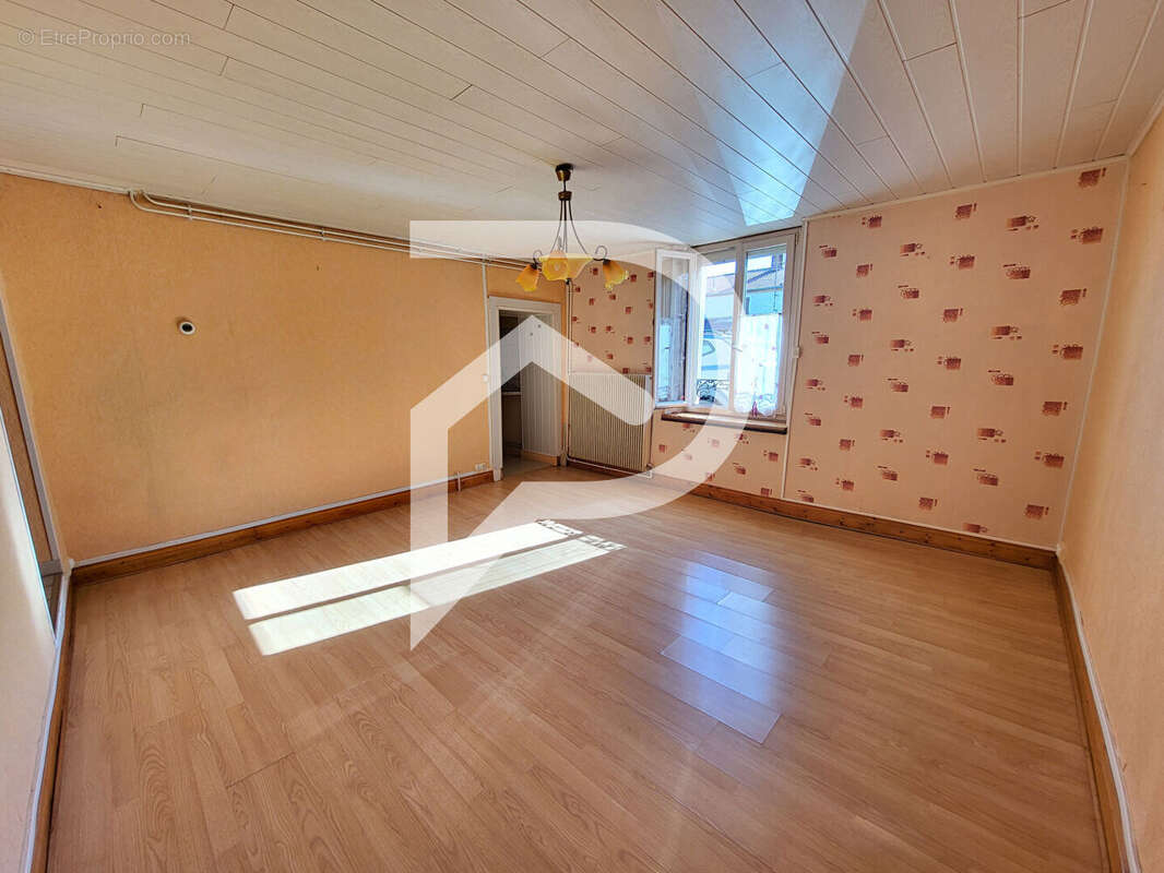 Maison Dommartin Le Saint Pere 4 pièce(s) - photo 12