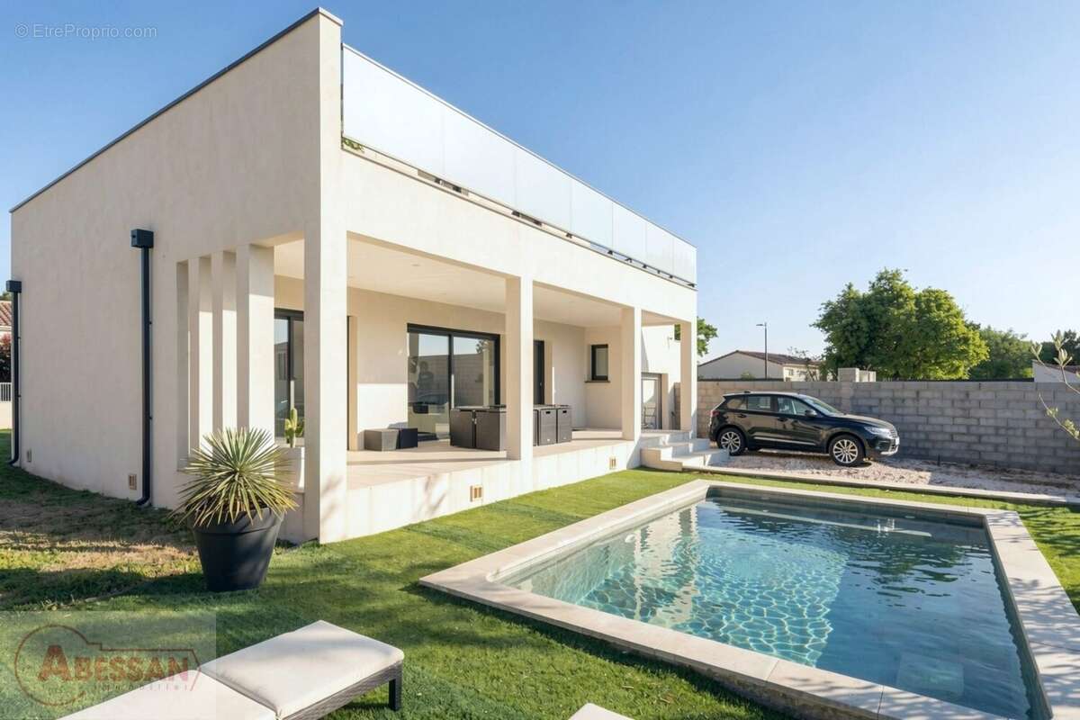 Maison à SAUZET