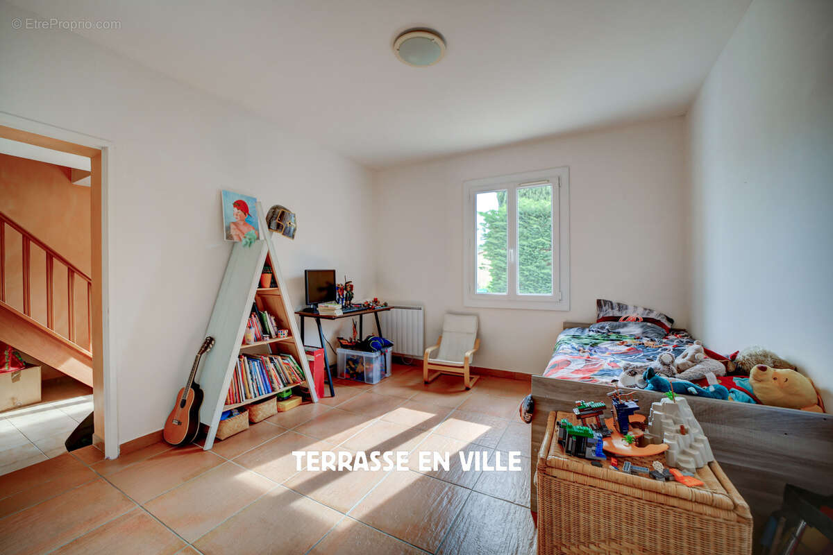 Maison à ROQUEFORT-LA-BEDOULE