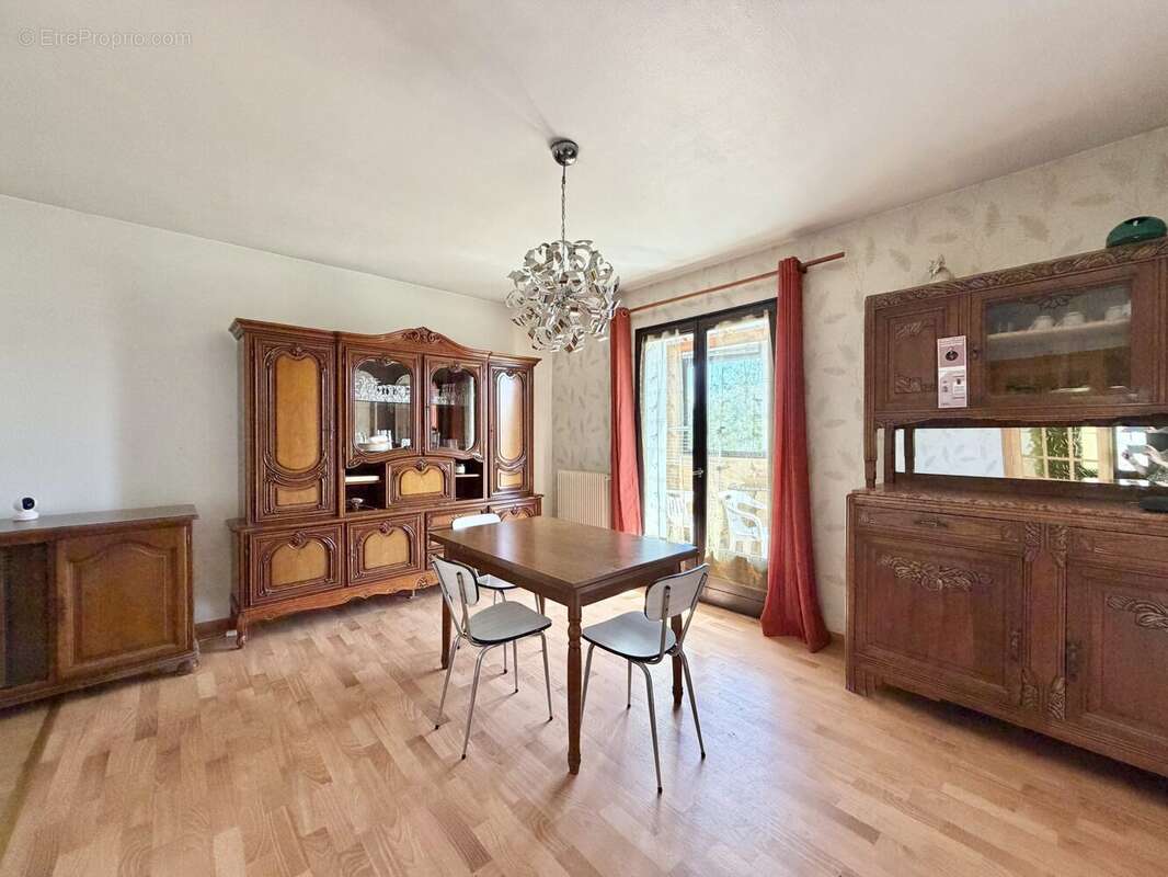 Maison à EPAGNY