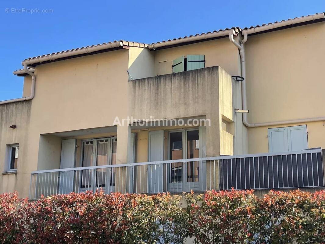 Appartement à COGOLIN