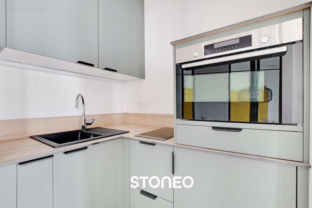 Appartement à PARIS-18E