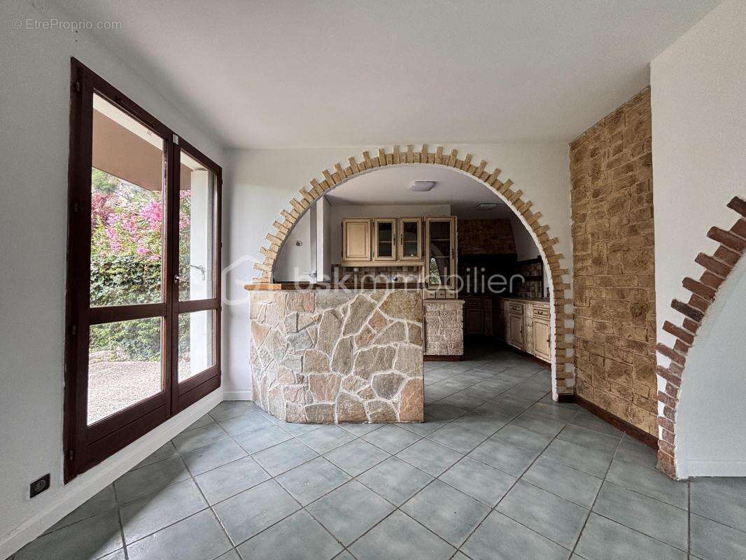 Appartement à CULOZ