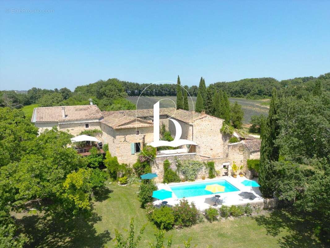 Maison à UZES